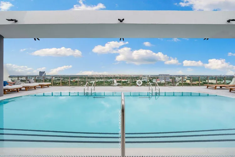 Mr. C Residences Tigertail Tower image #11