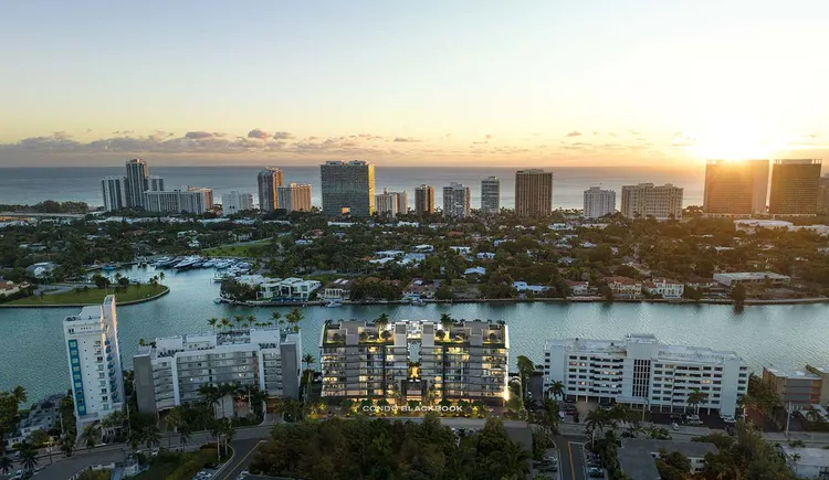 Bay Harbor Towers image #12