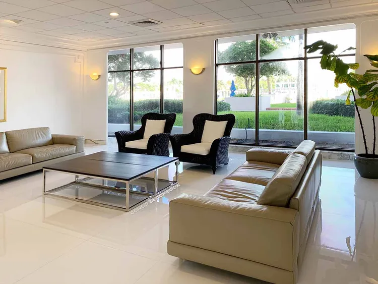 Seacoast 5700 image #8