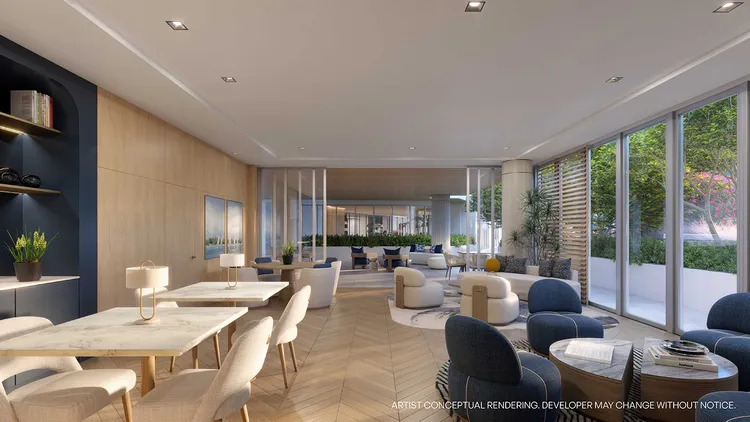 7200 Collins image #8