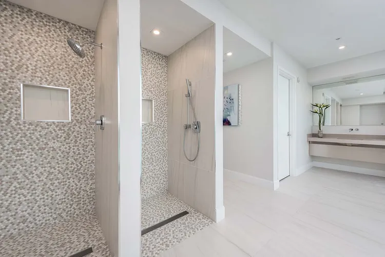 321 at Water’s Edge image #12