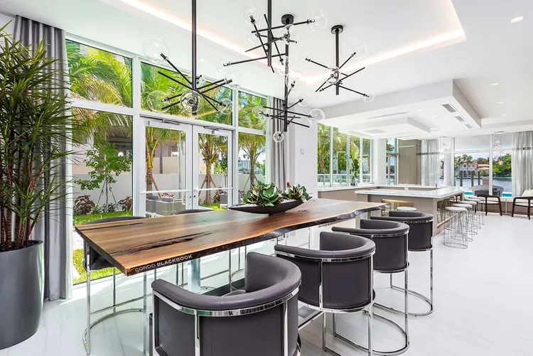 321 at Water’s Edge image #13