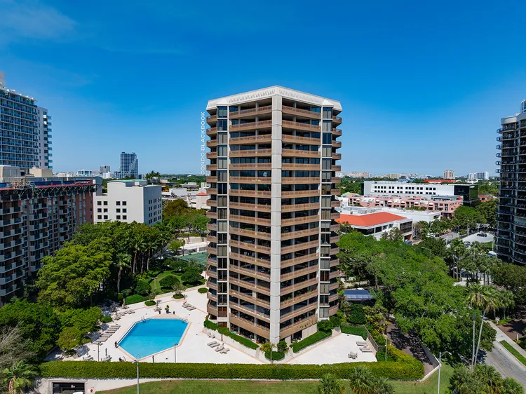 Yacht Harbour image #1