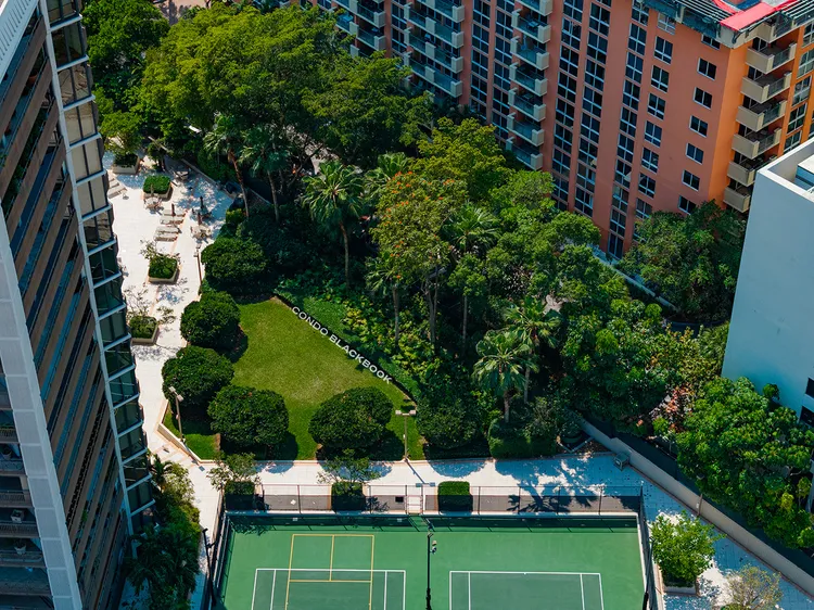 Yacht Harbour image #5