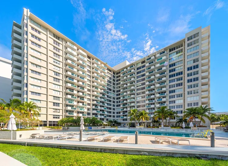 Mirador North image #6