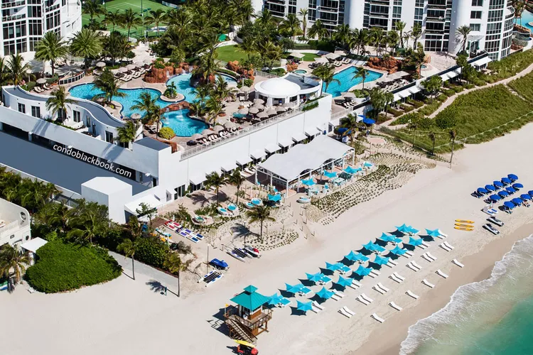 Trump International image #13