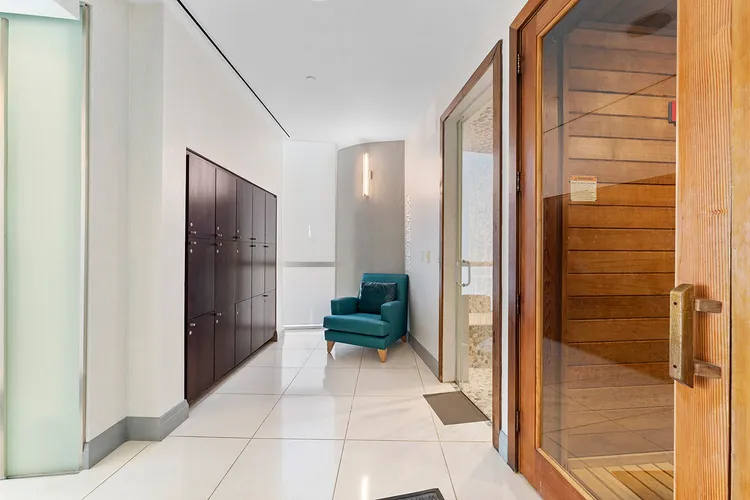 Trump Palace image #8