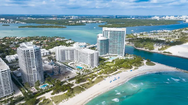 Harbour House image #1