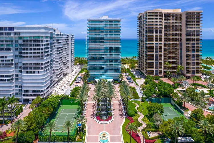 Palace at Bal Harbour image #2
