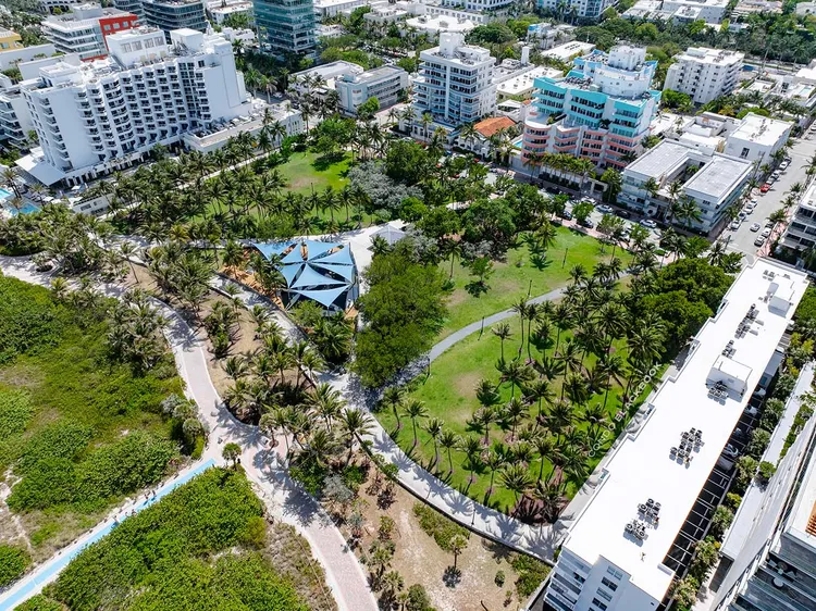 321 Ocean Drive image #12