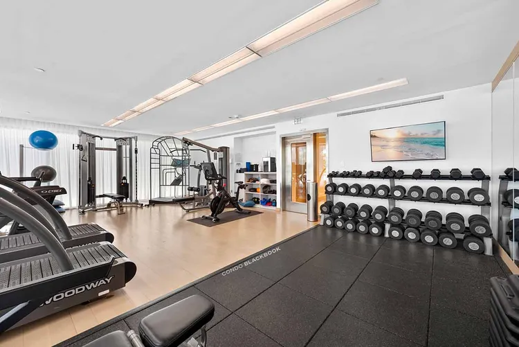 321 Ocean Drive image #7