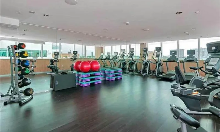 400 Sunny Isles image #7