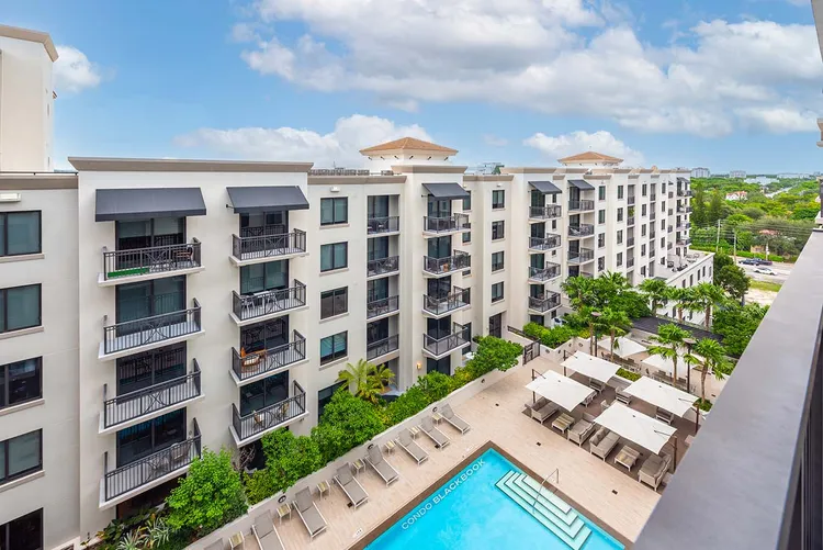 Merrick Manor image #14