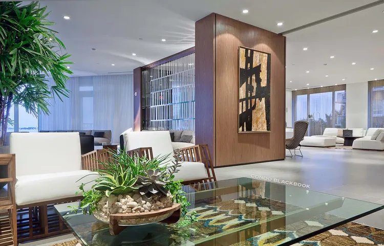 Paramount Bay image #20