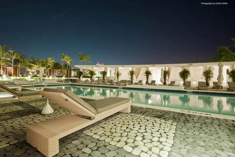 Paramount Bay image #12