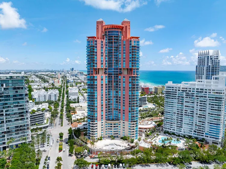 Portofino Tower image #16