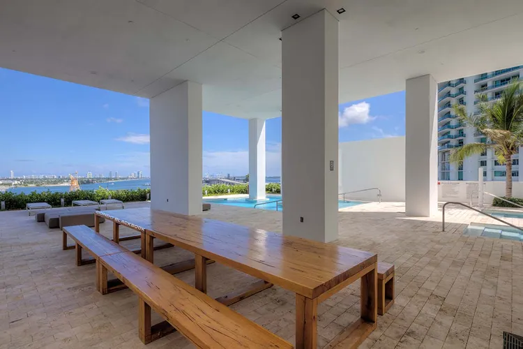 Ten Museum Park image #6