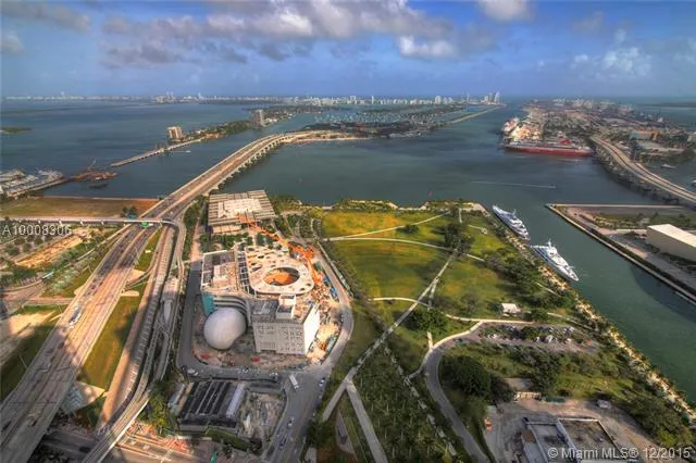 Ten Museum Park #4602 image #18