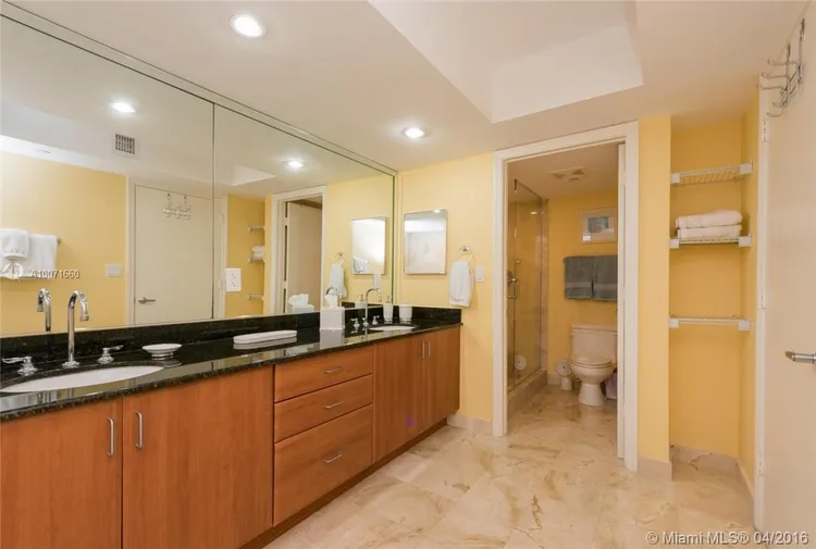 The Collins #603 image #14