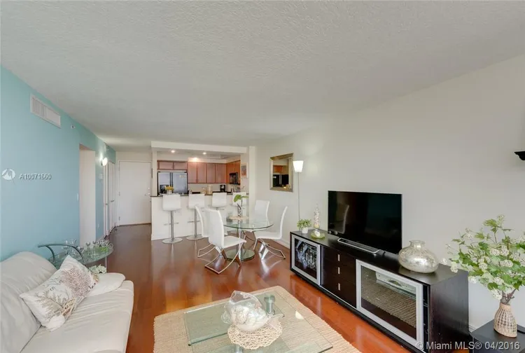 The Collins #603 image #6