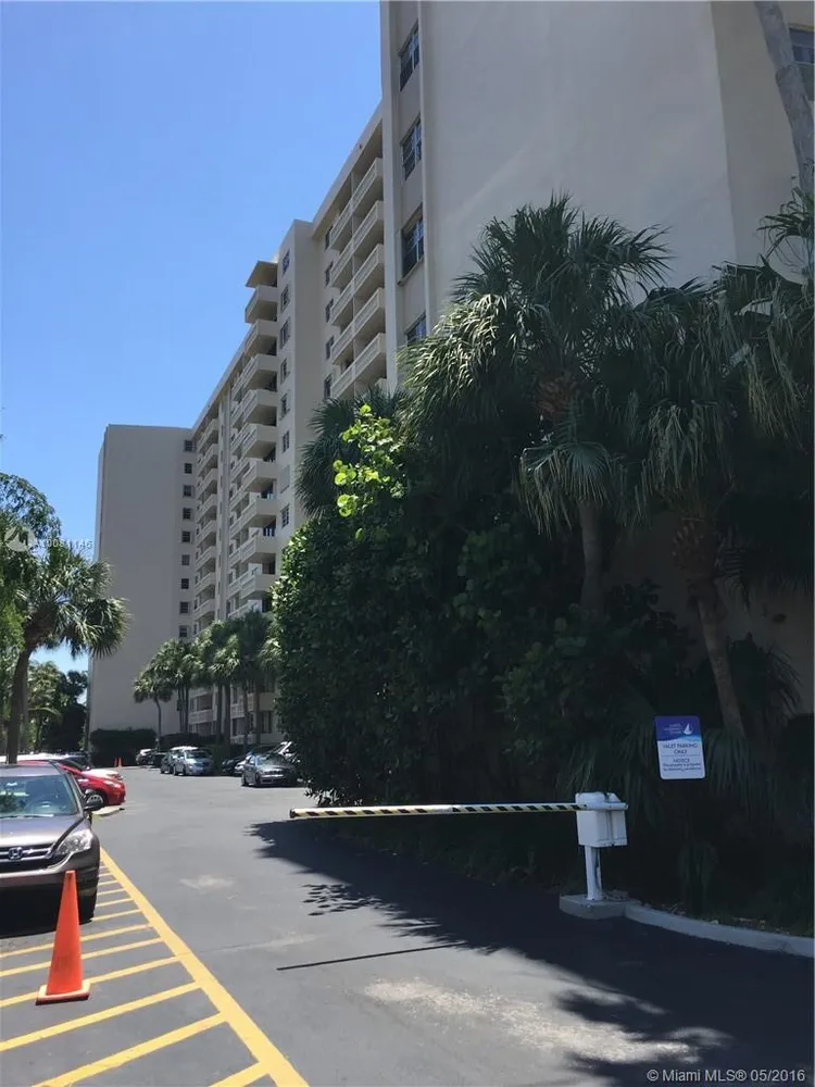 Gables Waterway Towers #224 image #16