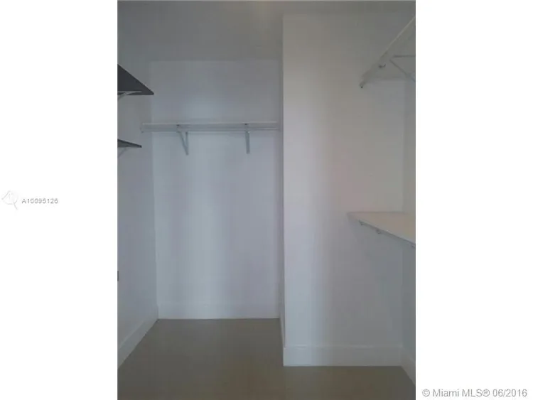 Cocostyle Lofts #302 image #7