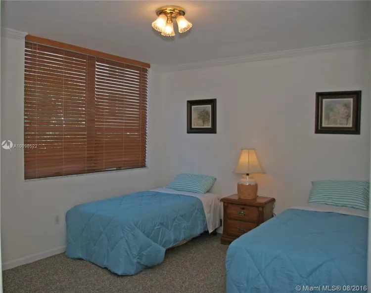 Capobella #703 image #23