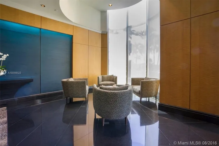 Capobella #703 image #33