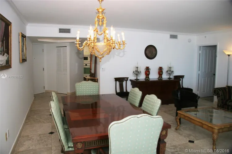 Capobella #703 image #8