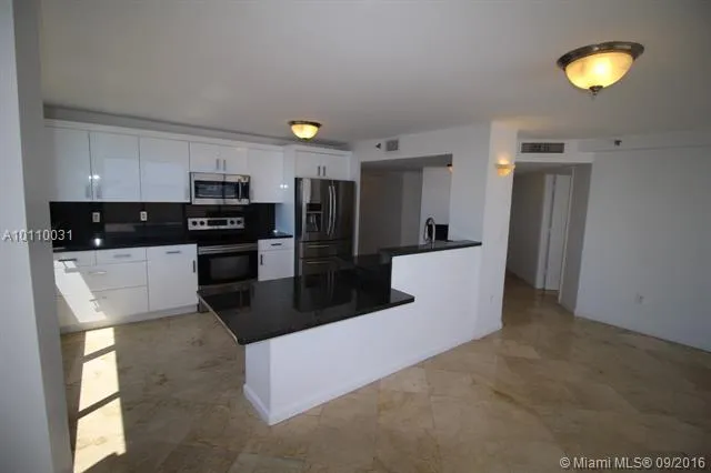 Brickell Key II #1523 image #9