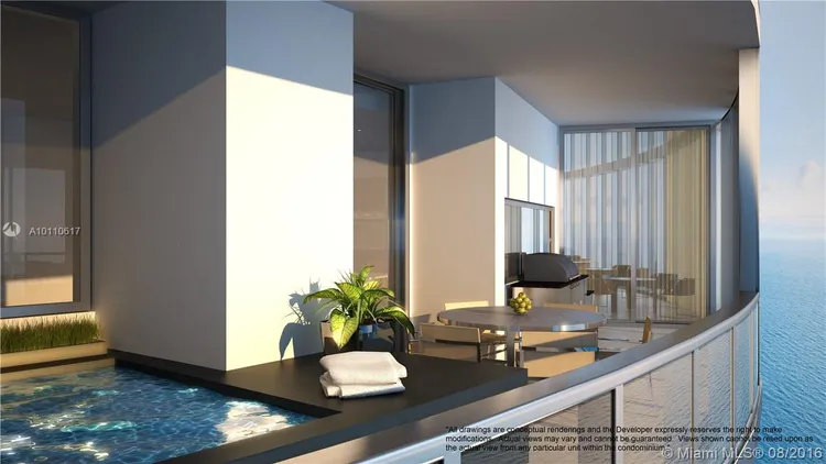 Porsche Design Tower #5601 image #15