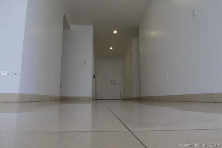 Carbonell #604 image #21