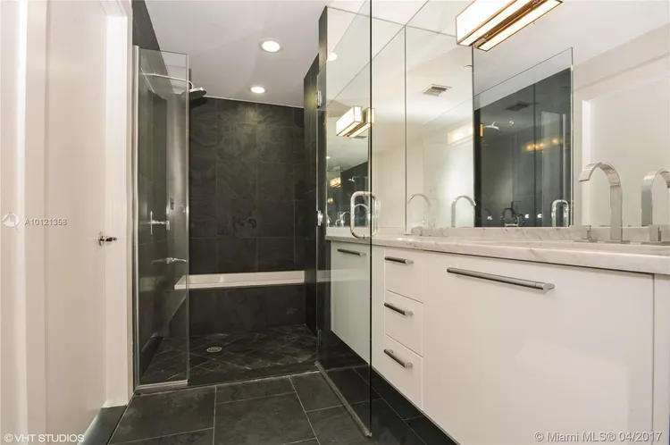 900 Biscayne Bay #2902 image #7