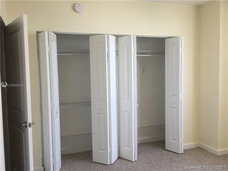 23 Biscayne #507 image #7