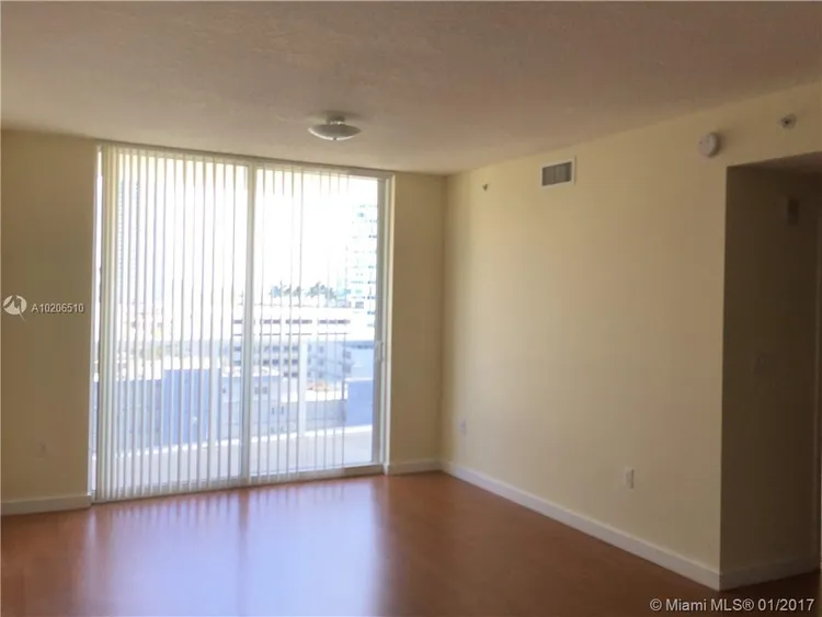 23 Biscayne #507 image #8