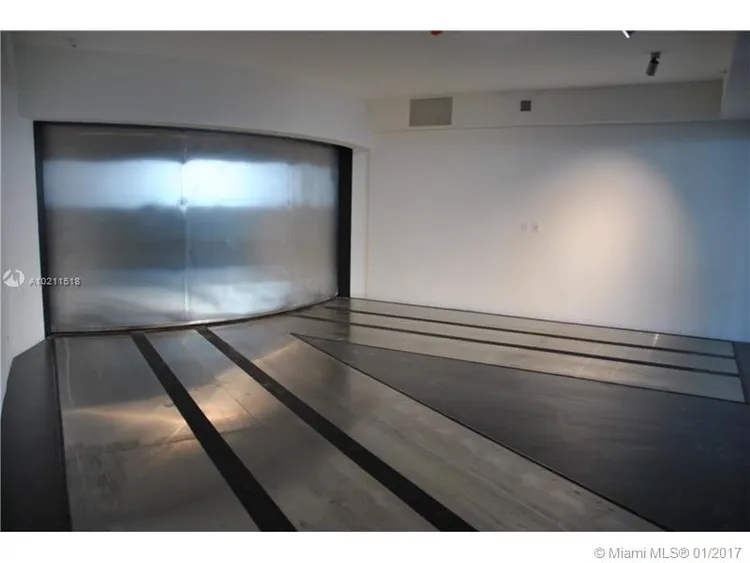 Porsche Design Tower #3705 image #23