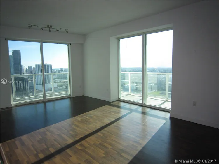 Quantum on the Bay #3411 image #6