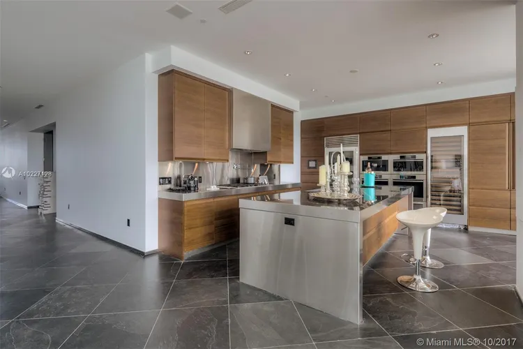 Apogee #502 image #11