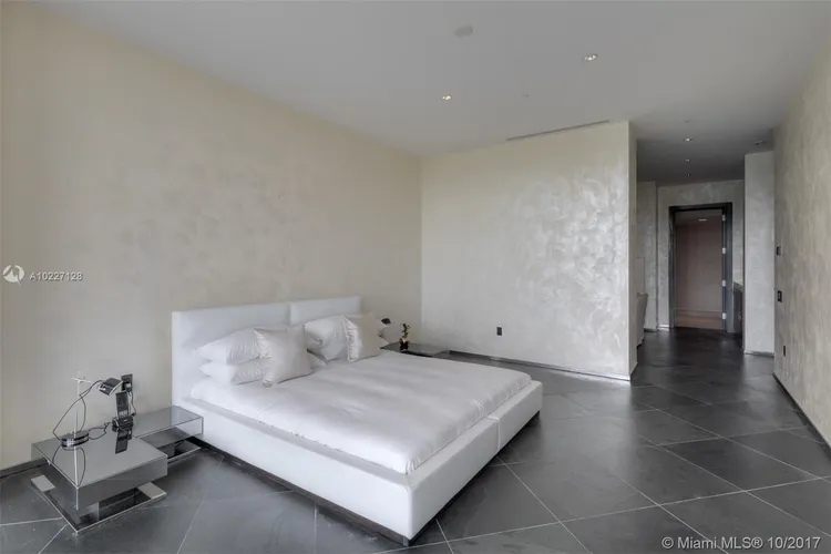 Apogee #502 image #27