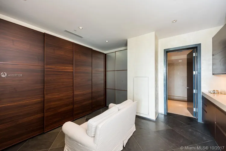 Apogee #502 image #28