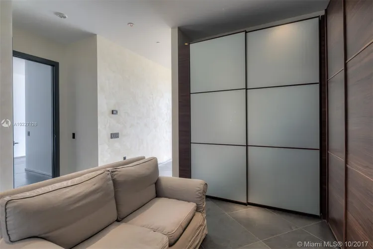 Apogee #502 image #33