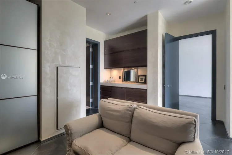 Apogee #502 image #34