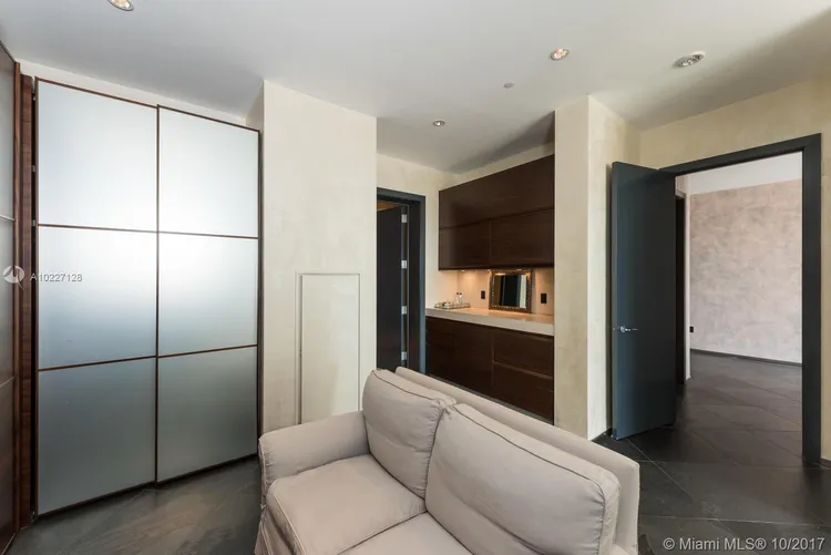 Apogee #502 image #35