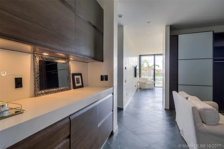 Apogee #502 image #36