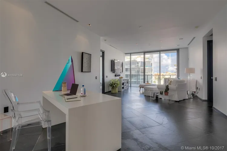 Apogee #502 image #42