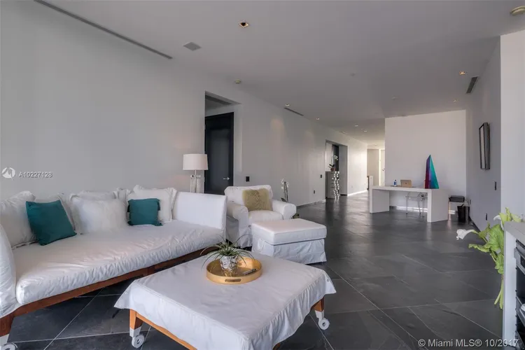 Apogee #502 image #47