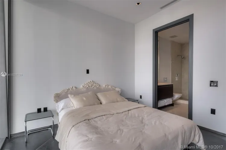 Apogee #502 image #60