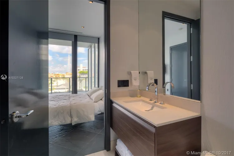 Apogee #502 image #61