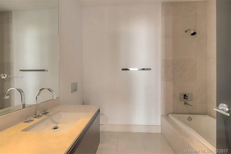 Apogee #502 image #62