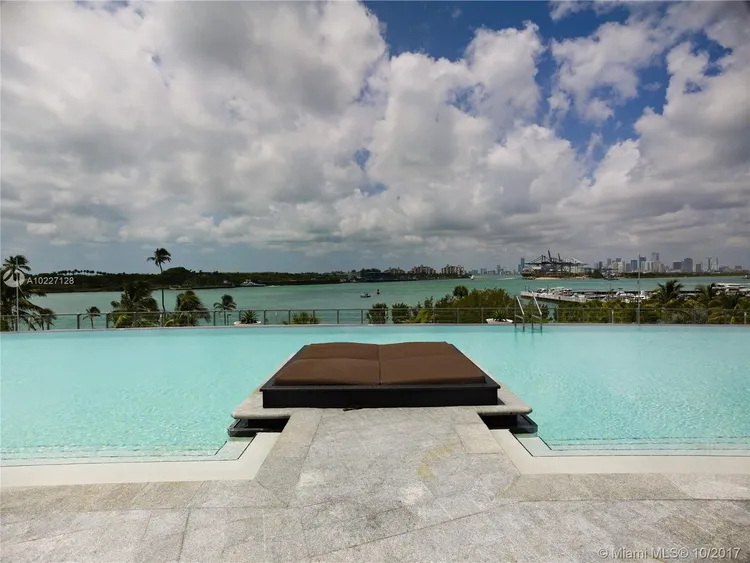 Apogee #502 image #70